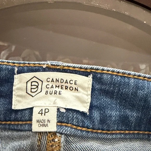 Jeans - Picture 10 of 10